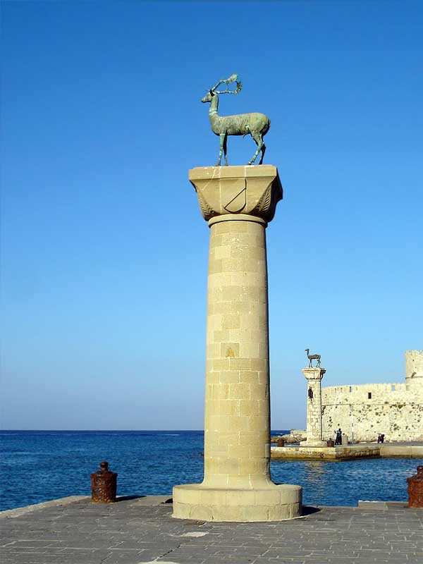 rhodos-harbour-gate
